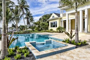 Beautiful swimming pool and spa at an estate home in Florida.